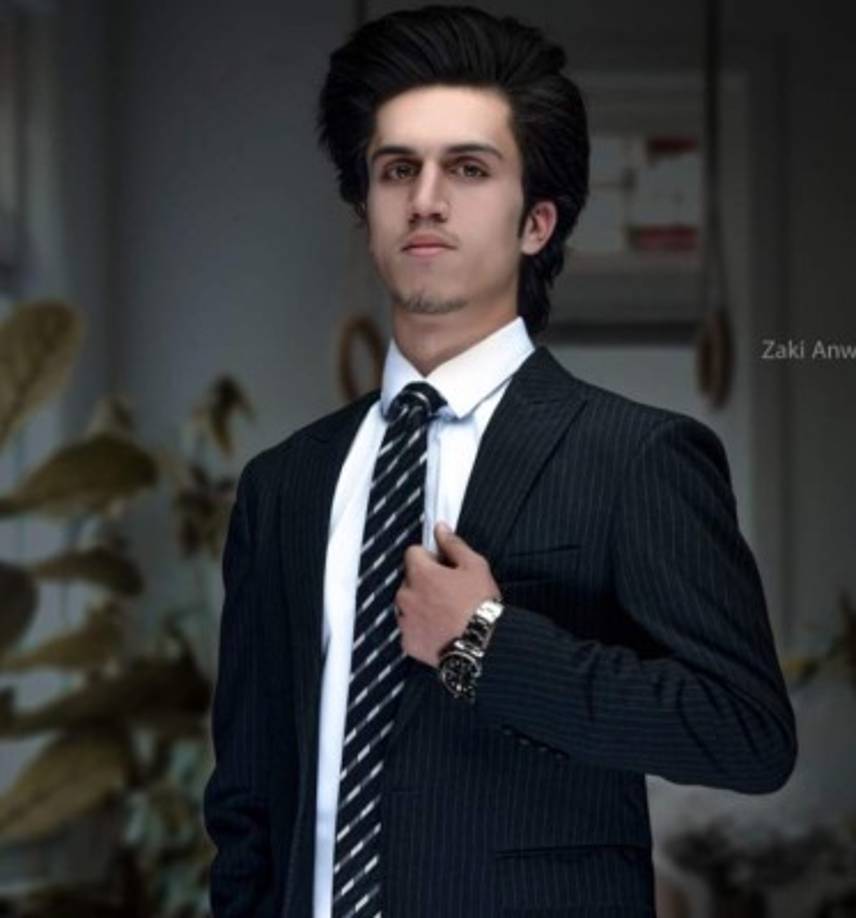 El joven intentaba escapar a otro país por temor al régimen que los talibanes impondrán en Afganistán.