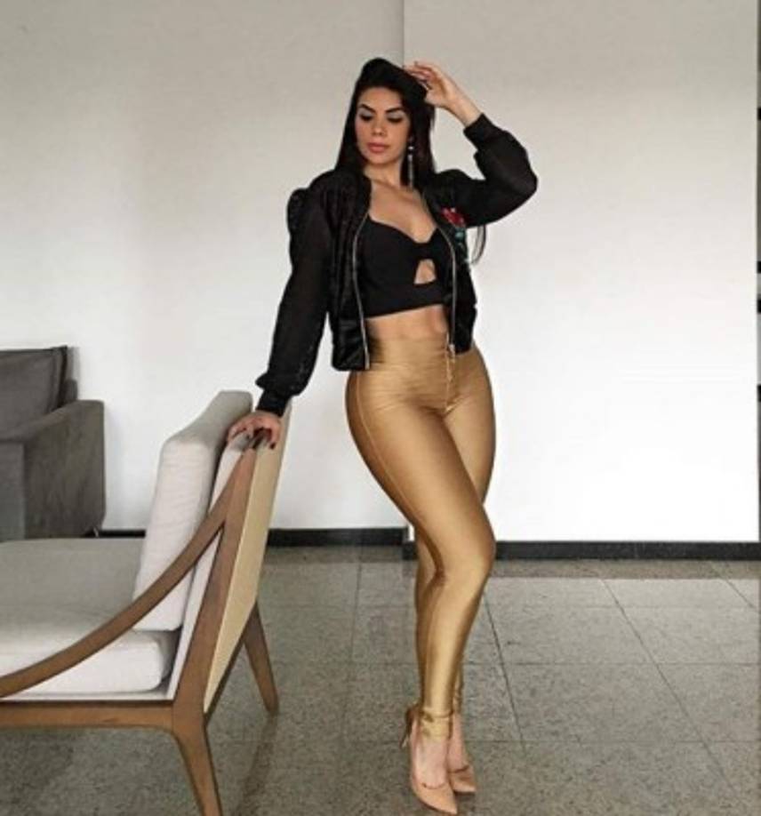 Tanta ha sido la popularidad de la joven que tiene una cuenta de Instagram manejada por sus seguidores, ya que la de ella está privada.