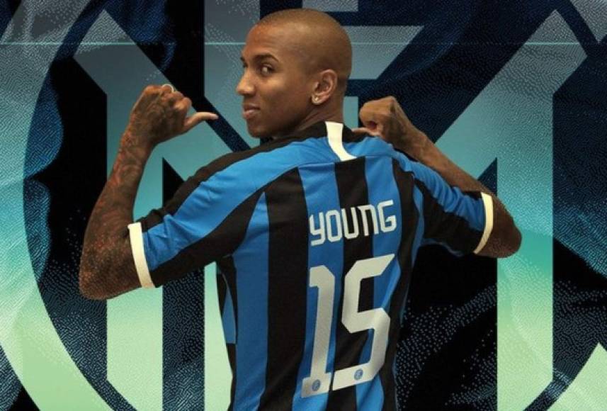 Ashley Young: El futbolista inglés es nuevo refuerzo del Inter de Milán, llega procedente del Manchester United. Firmó un contrato hasta el junio 30 de 2020, con una opción de extensión para la próxima temporada'.<br/>