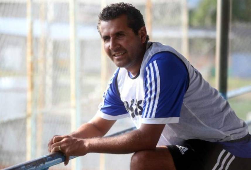 Nerlin Membreño: El entrenador hondureño podría convertirse en estratega del Real de Minas de cara a la próxima campaña.