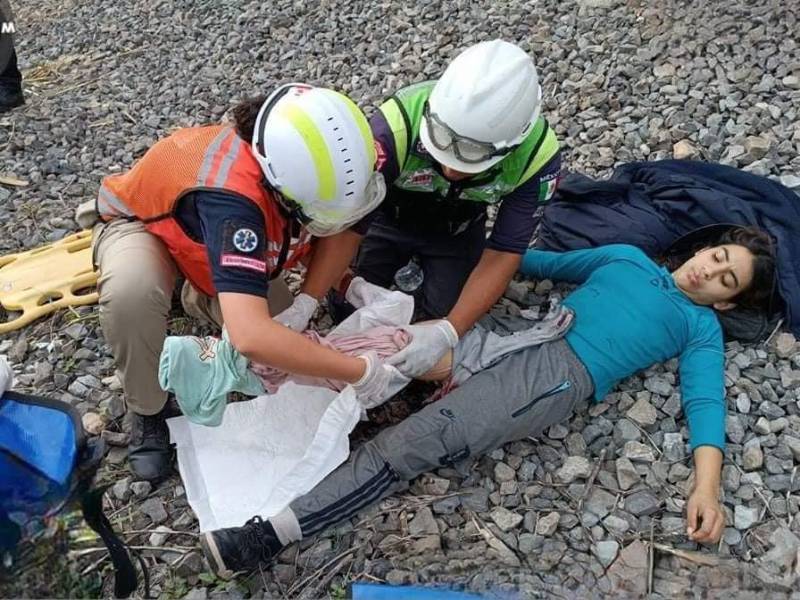 “La Bestia” mutila pie a jovencita hondureña en México