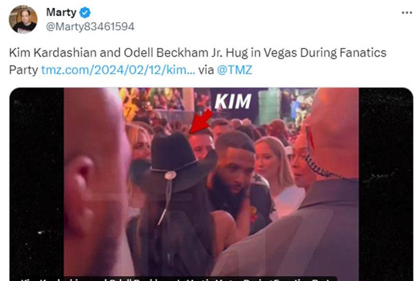 Fue a la salida de un hotel de lujo en Las Vegas, donde se disputaba el partido. El deportista y la ‘celebrity’ trataron de pasar desapercibidos. De hecho, él salió caminando unos pasos más adelante, tal y como se puede ver en estas imágenes. Pero, ni siquiera así, evitaron que les tomaran varias fotografías en las que salen juntos. 