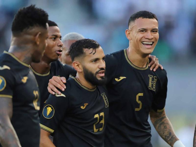 Jorge Álvarez se gastó un golazo en el duelo Honduras vs Curazao.