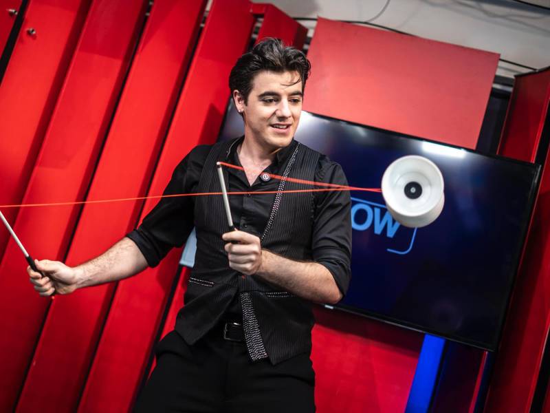 “Mi desayuno favorito ahora son las baleadas, me gusta probar la gastronomía de todos los países a los que voy y en Honduras no hay excepción, dijo el artista italiano.