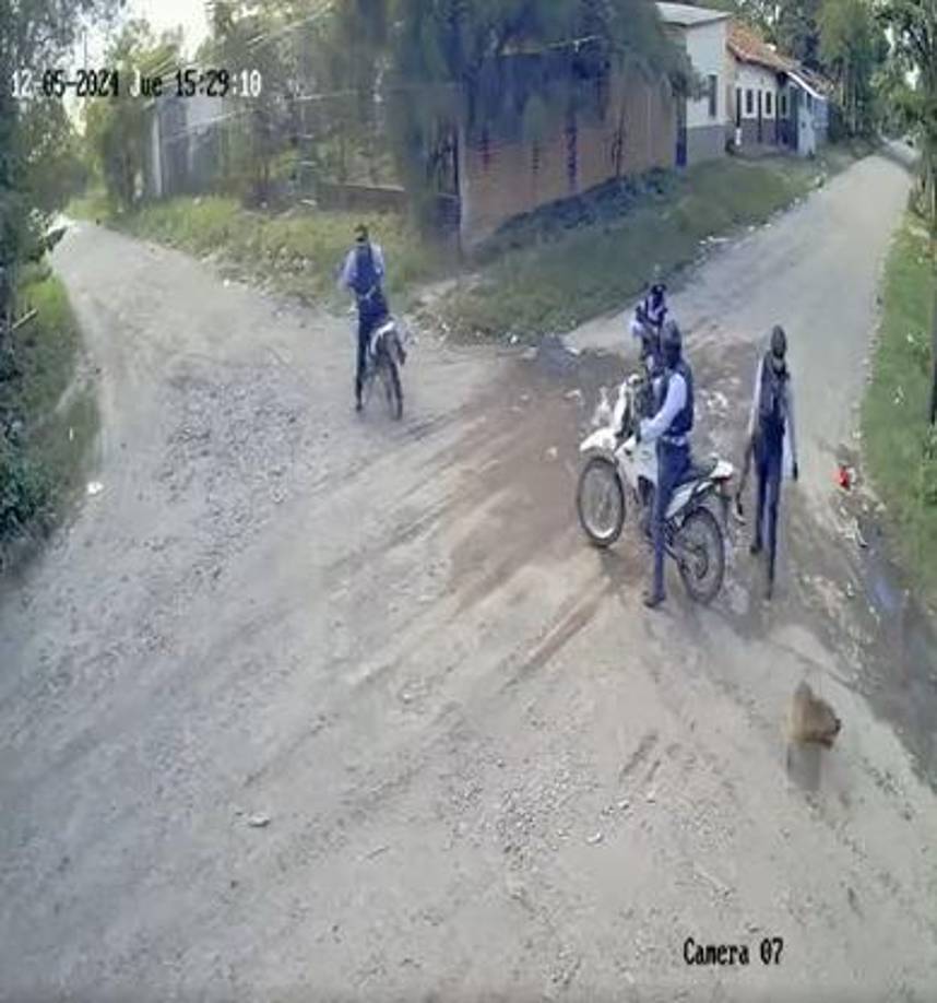 Una de las propietarias del perro habló con <b>Choluvisión Canal 27</b>, desmintiendo la versión oficial de que Toby había sido utilizado para atacar a los agentes. 