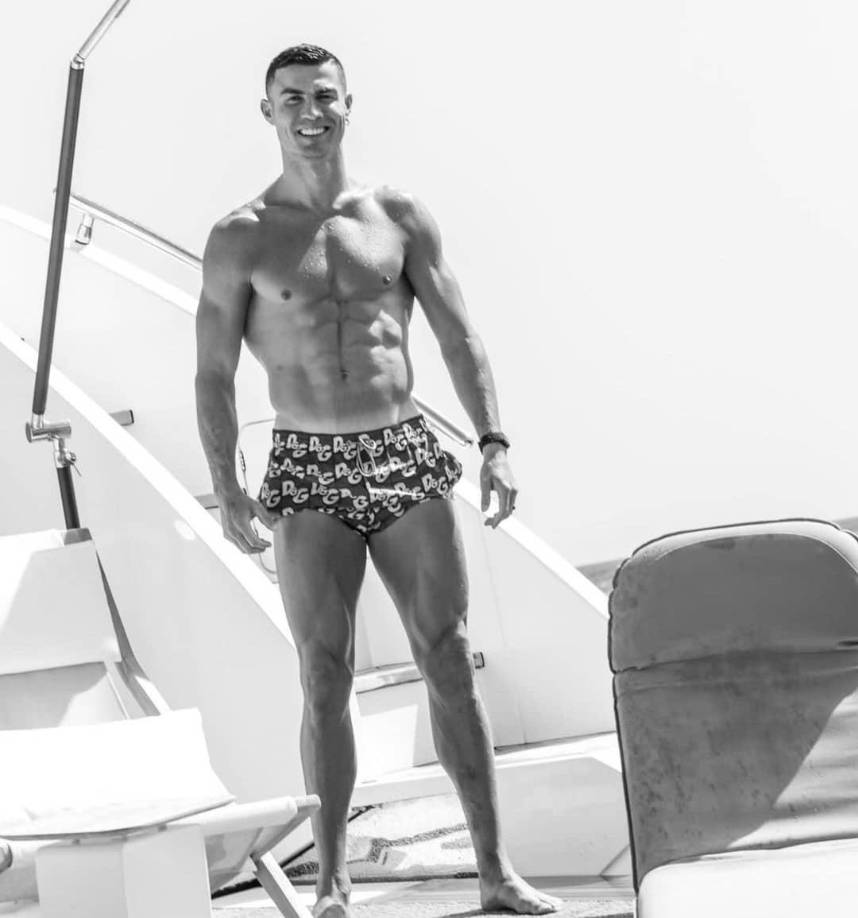 El programa de revista español, ‘Ya son las ocho’, hizo un ejercicio para calcular cuánto dinero ha desembolsado Cristiano Ronaldo en su paso por Mallorca junto a su pareja Georgina Rodríguez y su familia.