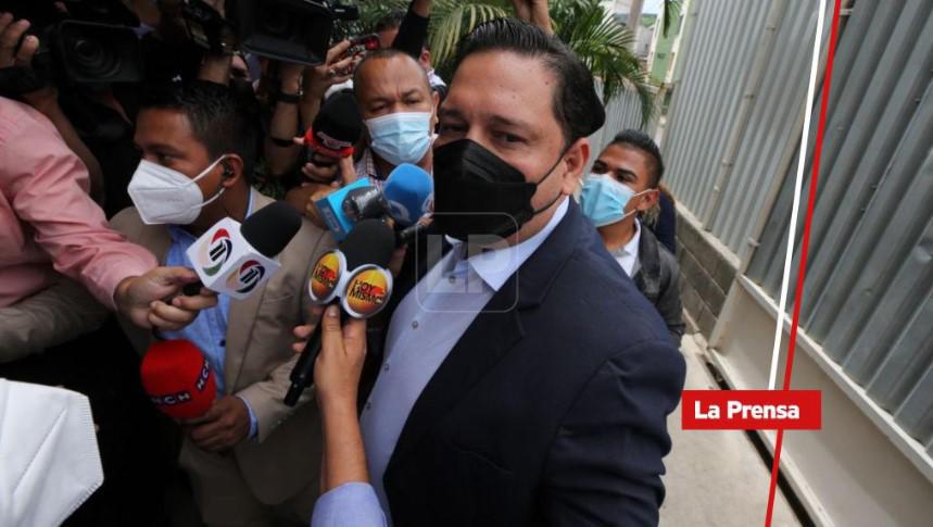 Gabriel Rubí recibe medidas sustitutivas por compra del hospital móvil en Villanueva