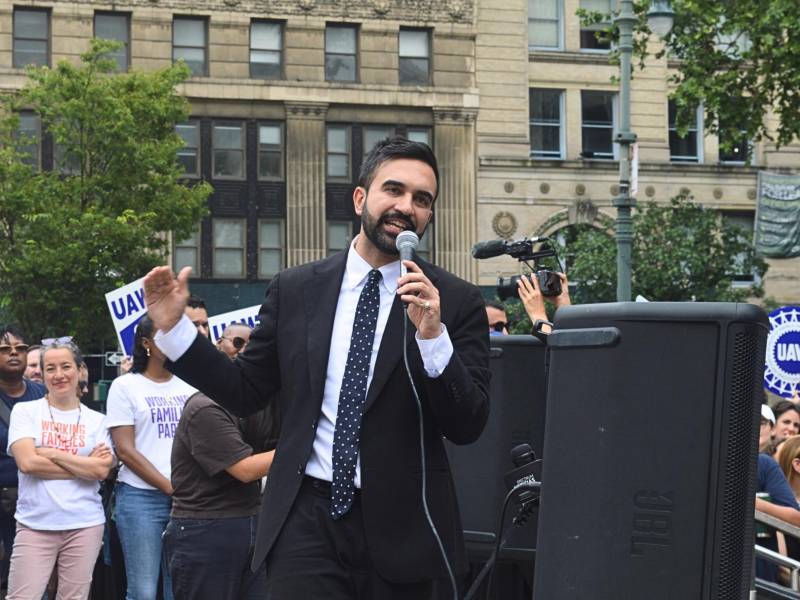 Mamdani es el candidato favorito para suceder a Eric Adams en la Alcaldía de Nueva York.