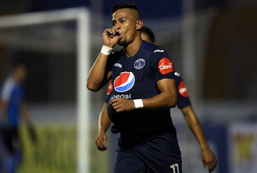 Marco Tulio Vega sentenció la victoria del Motagua y así celebró su gol ante Honduras Progreso. ¿Será papá?