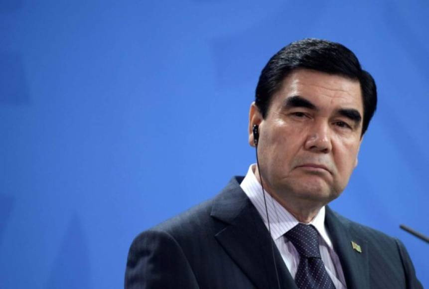 Gurbanguly Berdimuhamedow es el presidente de la República de Turkmenistán desde el 21 de diciembre de 2006. El mandatario ha prohibido que los ciudadanos de este país hablen del coronavirus.