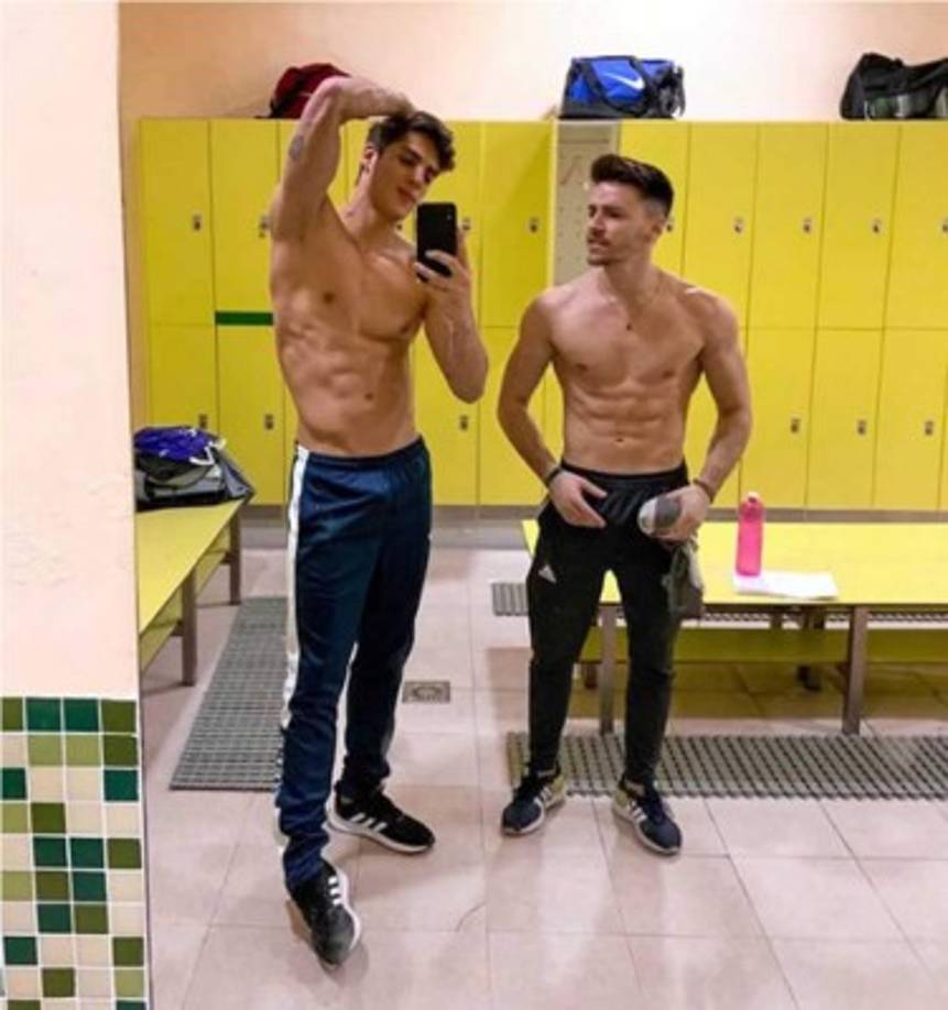 “Teníamos una relación tripartita y nunca la escondimos. En agosto de 2018 vino a vivir con nosotros”, dijo al diario Extra Hans Madrid.