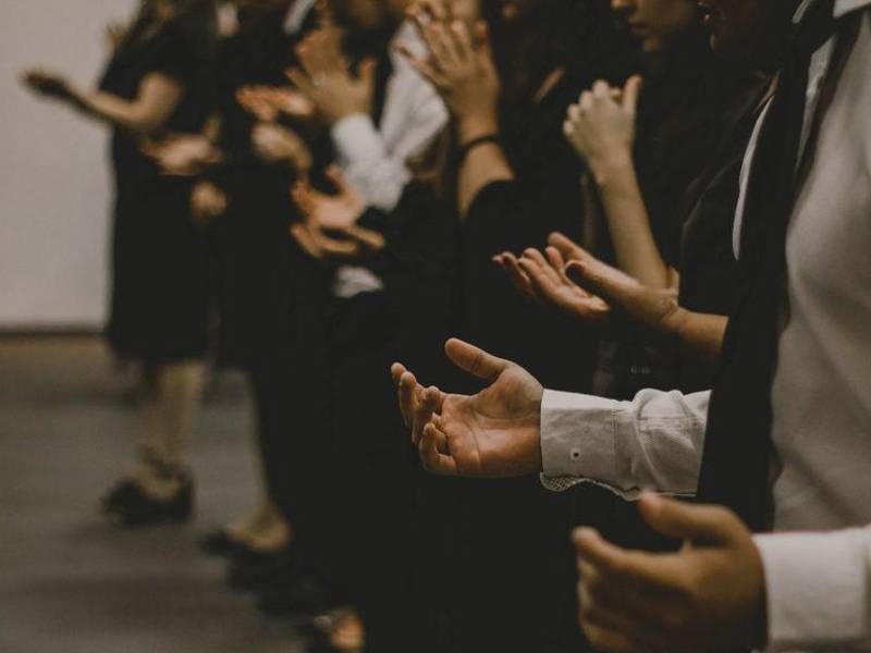 La circular establecía que se debía eliminar todo tipo de manifestaciones religiosas en capacitaciones, talleres, reuniones y actos oficiales en oficinas de modalidades educativas.