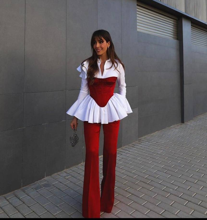 Rocío está divorciada del político Jacobo González-Robatto- Anunciaron la ruptura a finales de 2020 y tienen dos hijos, de 3 y 1 año.