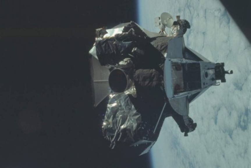 El Proyecto Apolo fue uno de los triunfos más importantes de la tecnología moderna. Seis misiones lograron posarse sobre la superficie lunar.
