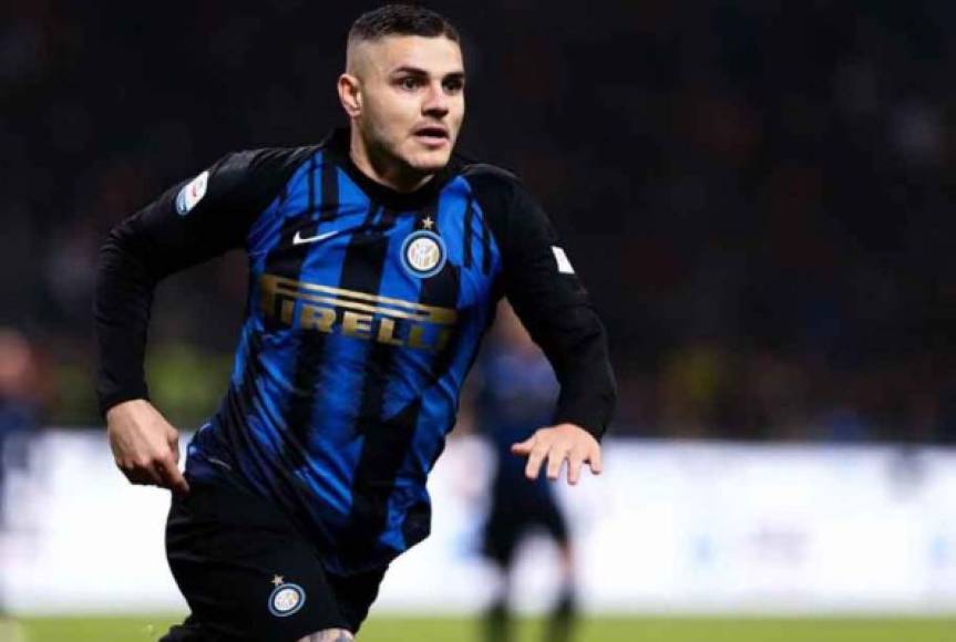 Mauro Icardi: El delantero argentino abandonó la concentración del Inter de Milán ya que no seguirá en el club interista. Se menciona que la Juventus y el Napoli están interesados en ficharlo.