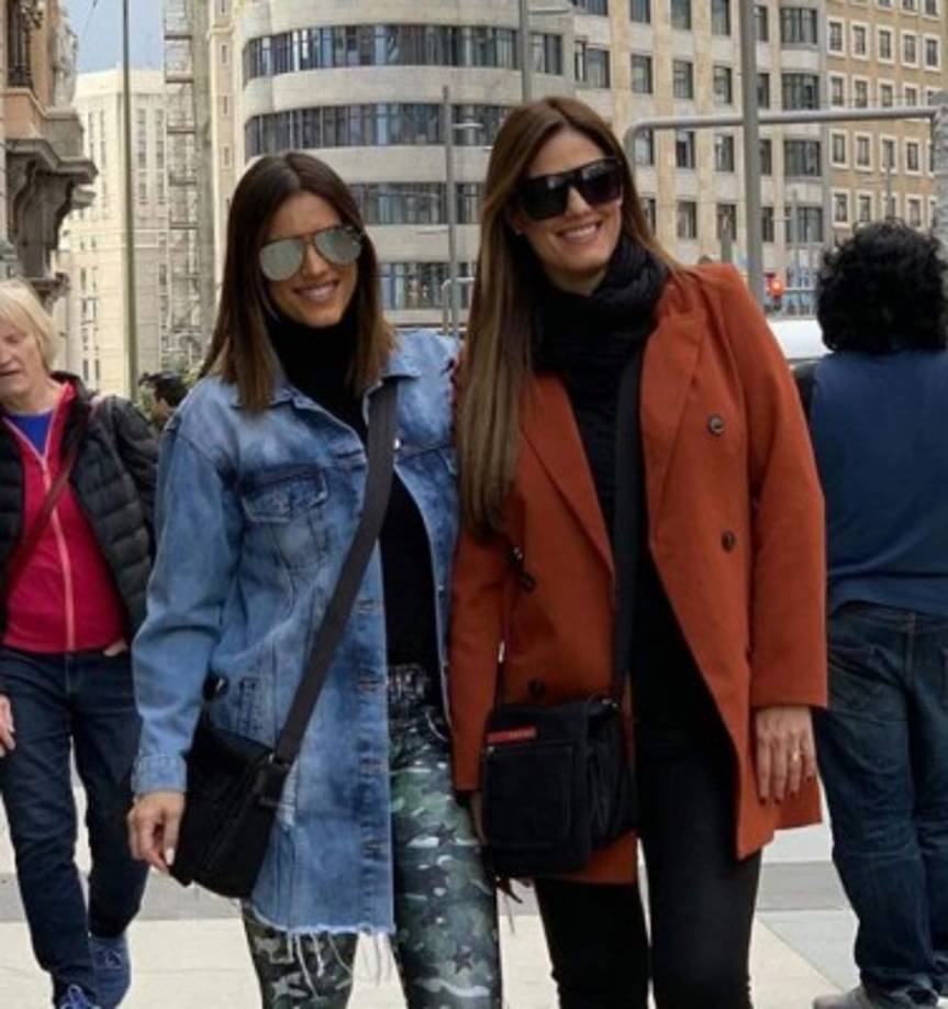 Andreina es la única de sus cuatro hermanos con quien la actriz comparte madre y madre.