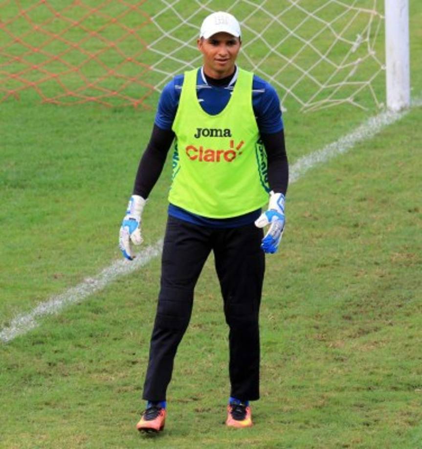 Donis Escober estará en la portería de la Selección de Honduras el 10 de noviembre. El arquero se recuperó de unas molestias musculares.