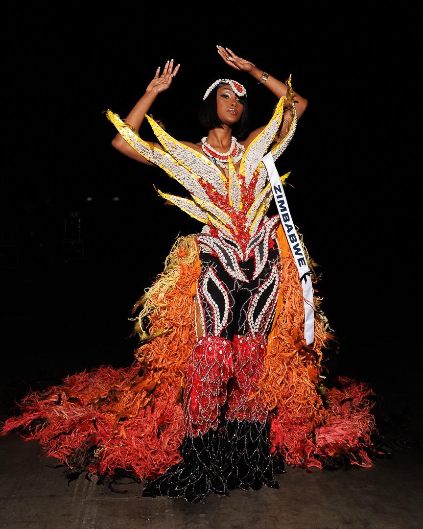 Miss Universo 2025 deslumbra con los trajes típicos más espectaculares