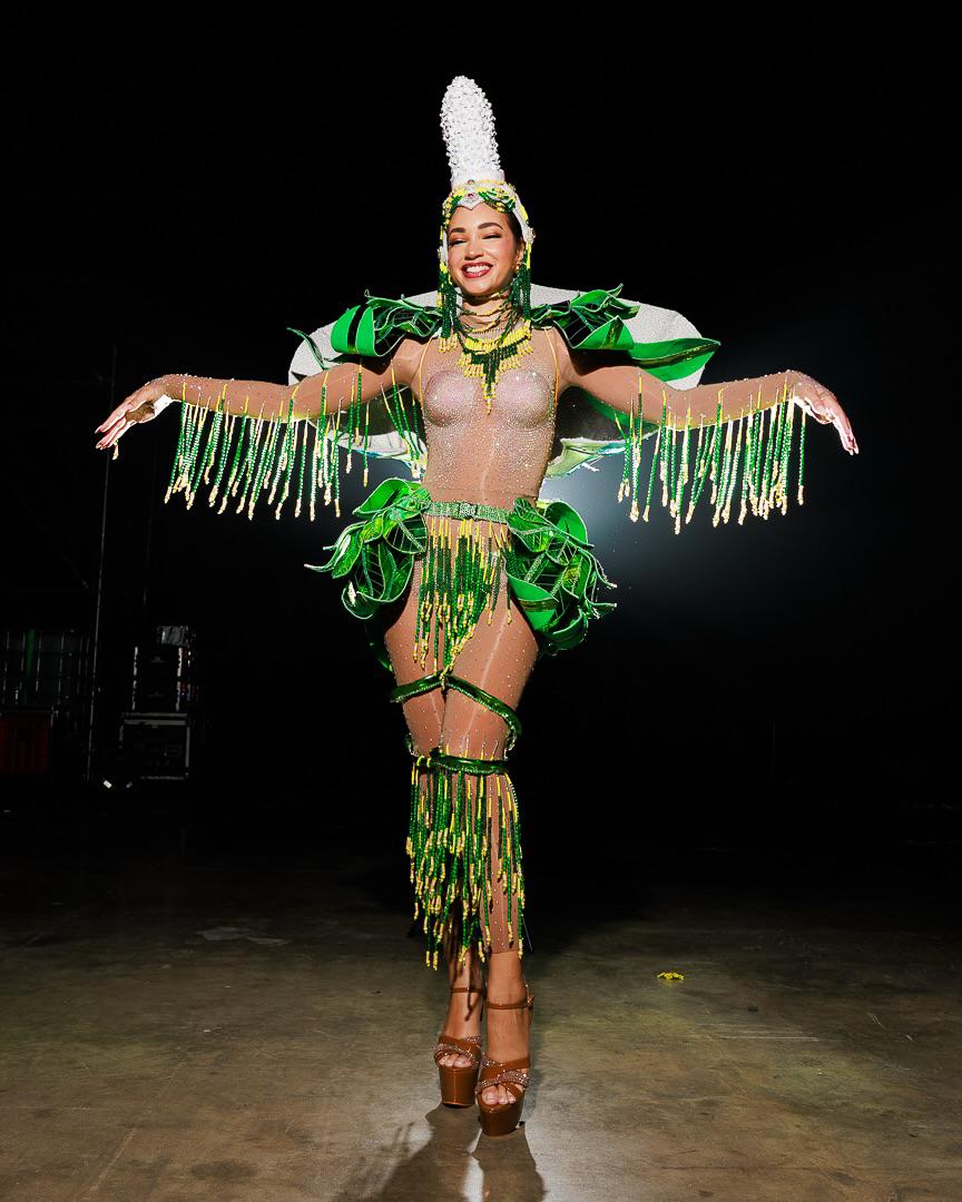 Miss Universo 2025 deslumbra con los trajes típicos más espectaculares
