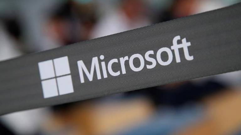 Vista de una logo de la empresa Microsoft.