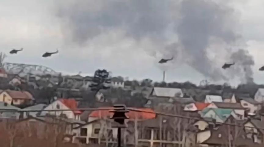 Disparan con ametralladoras y lanzagranadas: Fuerzas rusas toman aeropuerto cerca de Kiev