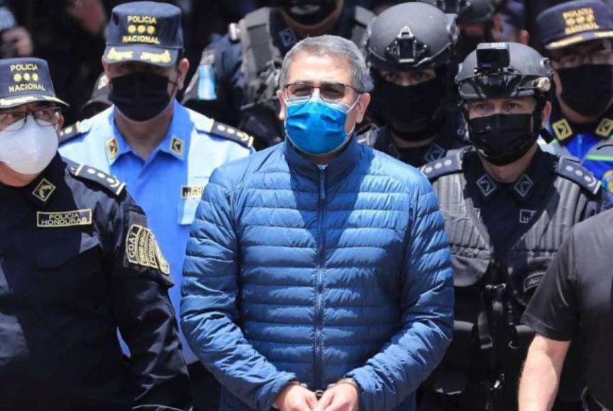 Además de que cada día está “más convencido que estas terribles acusaciones que hoy de manera injusta me tienen recluido en una cárcel en Estados Unidos, lejos de mi familia, mi patria, se originaron en una venganza de narcotraficantes que vieron sus imperios de terror destruidos con nuestras acciones”.