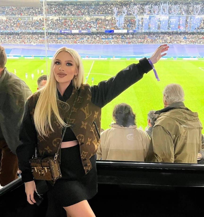 “Decidí terminar con Militao y creo que fue la mejor decisión en ese momento”, detalló de manera contundente la joven brasileña.