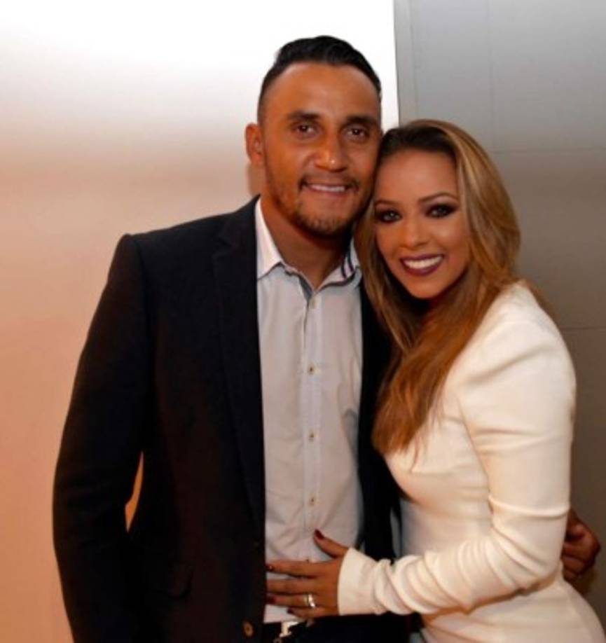 Keylor Navas ha sido de gran ayuda para esta nueva faceta de Andrea Salas. Se conocieron en una congregación cristiana en su Costa Rica natal. Y, desde entonces, la vida cambió por completo para ambos.