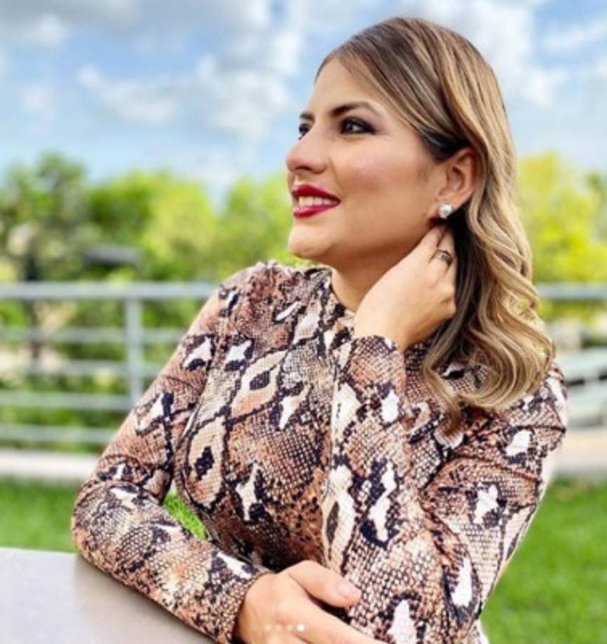 'Me uno de corazón y en oración con todas aquellas familias que se están sufriendo en este momento, sé que Dios escucha nuestras clamor', agregó la presentadora. <br/>