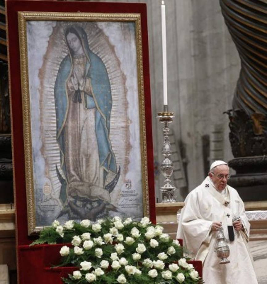 En Roma, el papa Francisco pidió este martes a los latinoamericanos que 'cultiven la propia diversidad cultural' y no se dejen 'colonizar ideológicamente', durante la misa que presidió en la basílica de San Pedro con ocasión de la festividad de la Virgen de Guadalupe.