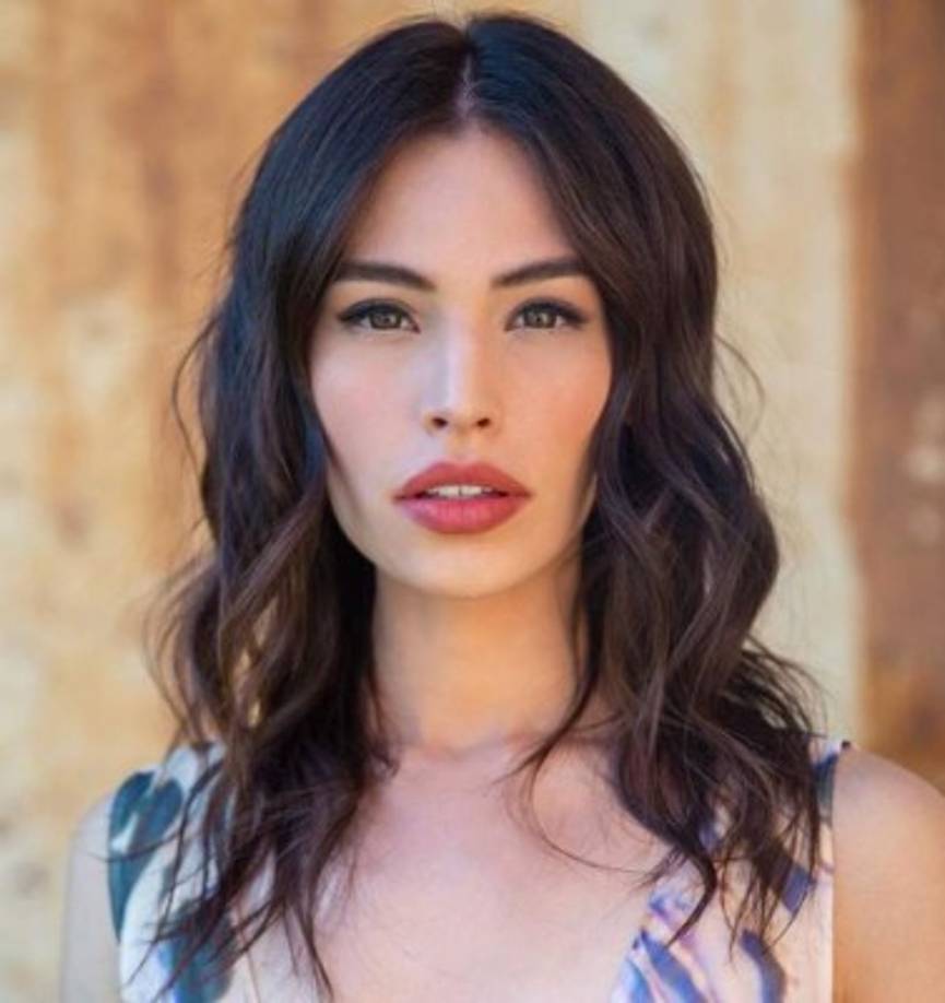 Ana Paula Valle es una modelo de 23 años, 25 menor que Alejandro Fernández.