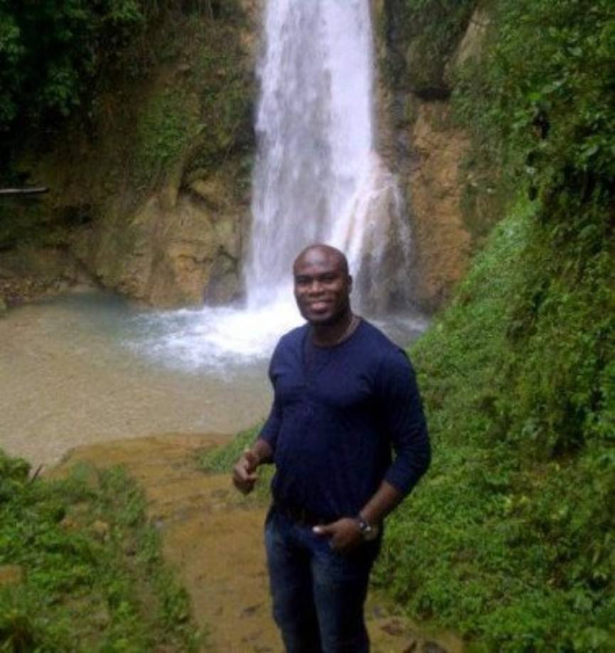 Samuel Caballero también se desempeñó en su momento como director deportivo del club Atlético Esperanzano de la segunda división. Sin embargo, su aventura fue por poco tiempo.