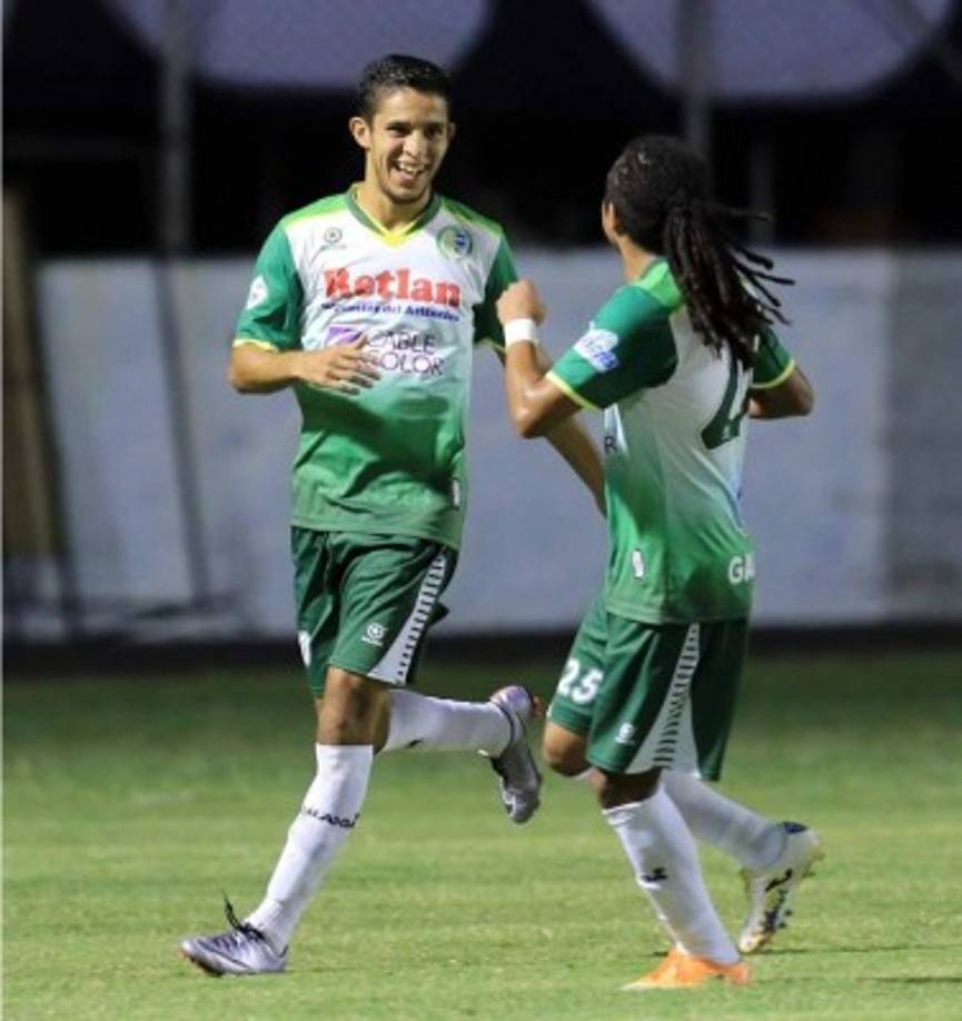 Juan Ramón Mejía abandona el Juticalpa FC y ficha por el Malacateco de Guatemala, que es dirigido por el hondureño Emilio Umanzor.