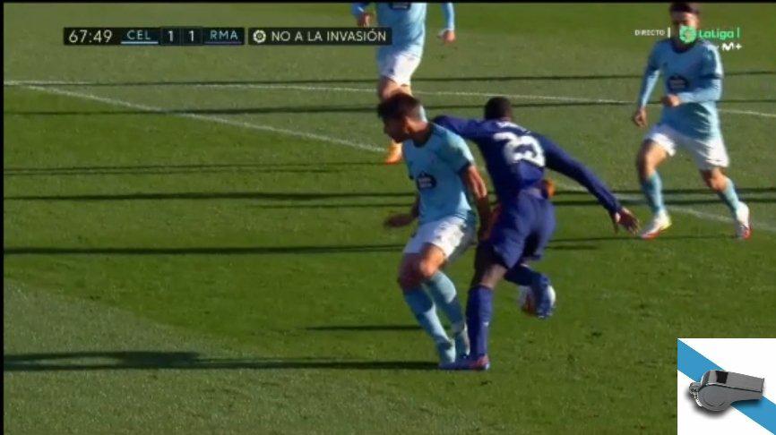 De los tres penales sancionados a favor del Real Madrid, el tercero es el más polémico.