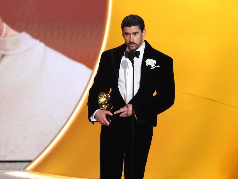 Bad Bunny durante la entrega de los premios Grammy 2026.