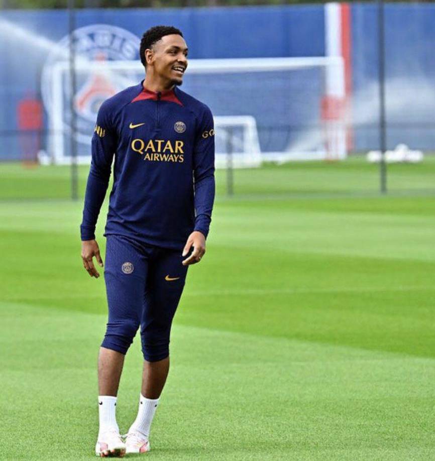 Diallo se marcha del PSG y según detalla Fabrizio Romano su nuevo destino es el Al-Arabi SC de Arabia Saudita.