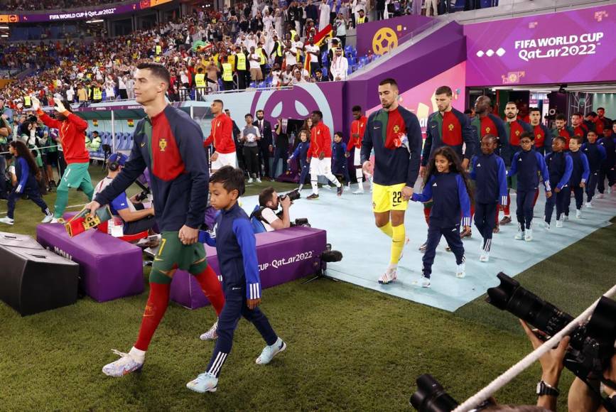 La salida de las selecciones titulares de Portugal y Ghana para el partido del Grupo H del Mundial de Qatar 2022.