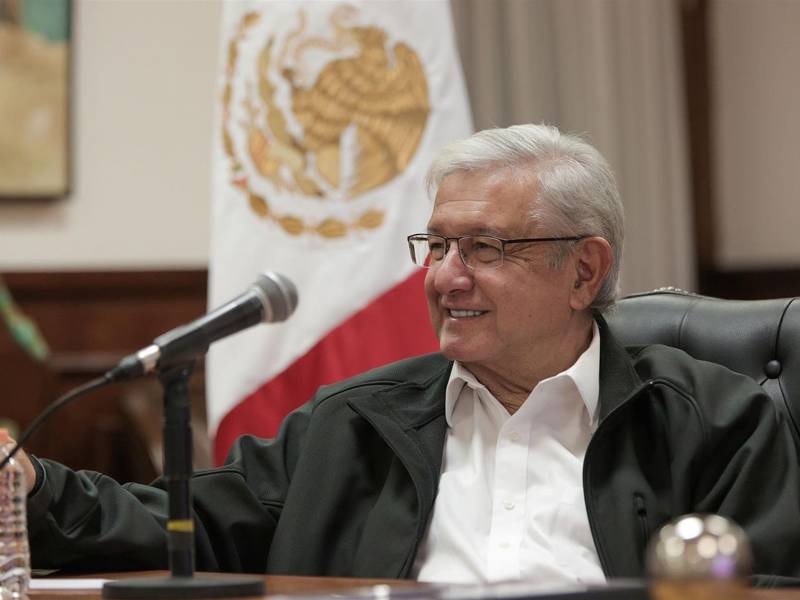 AMLO se encuentra aislado tras dar positivo por covid 19 por segunda vez en menos de un año.