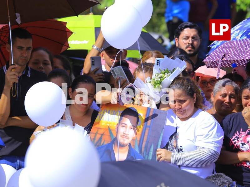 Doloroso adiós al tiktoker Hernán Martínez en Cofradía, Cortés