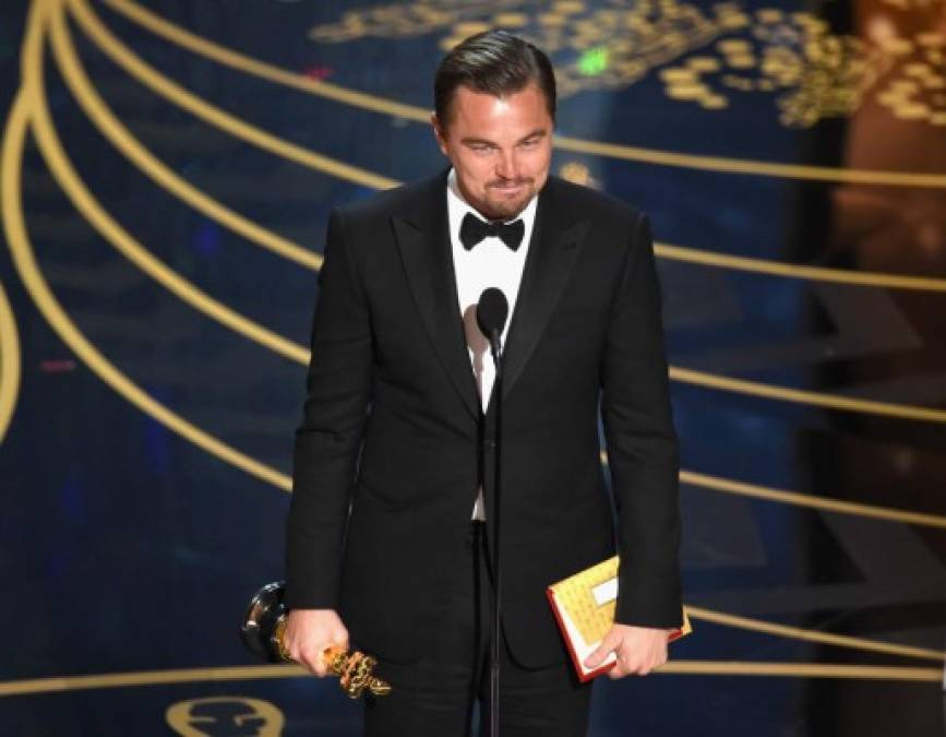Leonardo DiCaprio consiguió hoy el Óscar al mejor actor por 'The Revenant', anunció la Academia de Hollywood