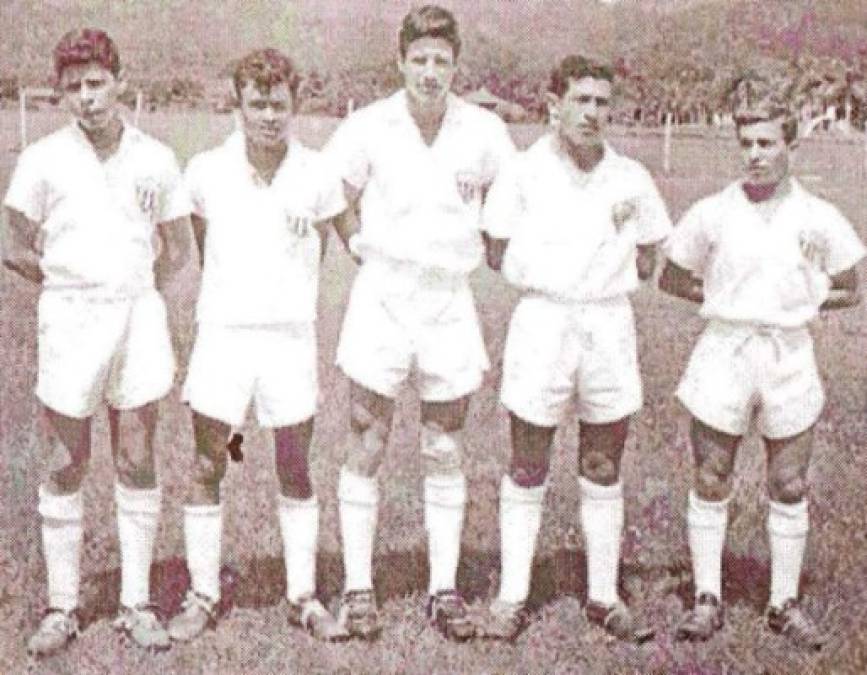 Atlético Español: Fue un equipo de fútbol de Honduras que alguna vez jugó en la Liga Nacional. Descendió en 1968 y posteriormente desapareció.