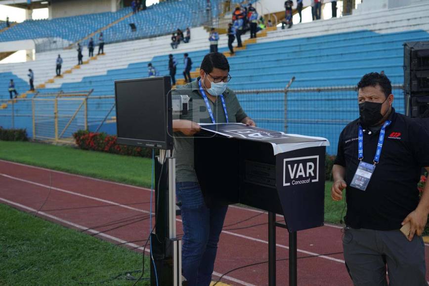 Fotos: Así se instaló finalmente el VAR en el estadio Olímpico de San Pedro Sula