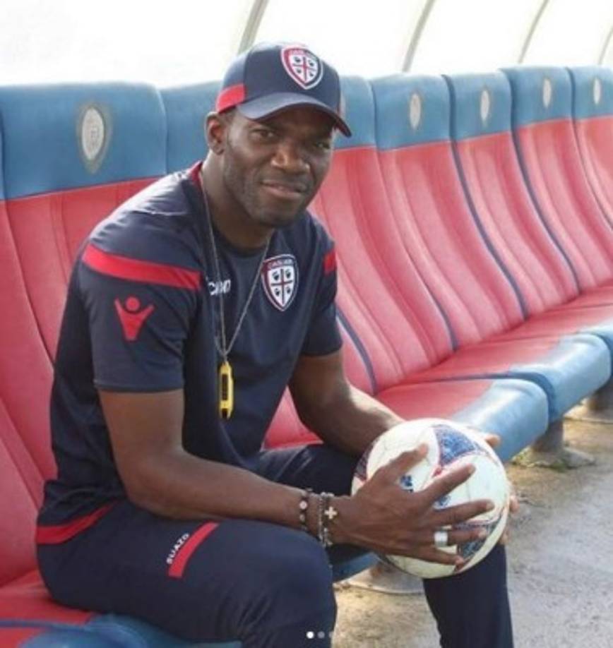 'No podemos salir de la isla a menos que tengamos una emergencia familiar o laboral, pero sí realizamos las compras en el supermercado como siempre.