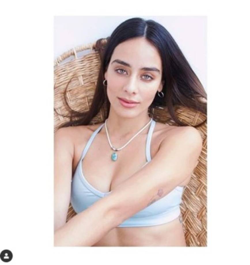 Y sin importale lo que piensen los demás sobre ella y su carrera decidió enfrentar tanto a su familia y medios de comunicación y espresar que le gustan tanto hombres como mujeres, por tal motivo terminó su relación con Osvaldo Benavides puesto que tenía el deseo de tener nuevas experiencias pero ahora con mujeres.<br/><br/>