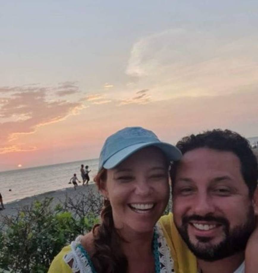 La actriz compartió algunos detalles de su relación y anunció que ya definieron la fecha de su matrimonio, que será en la primera semana de septiembre.<br/>