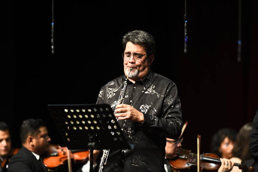 El público disfrutó de cada pieza musical y ovacionó efusivamente a Pedro Díaz, oboísta puertorriqueño invitado. 
