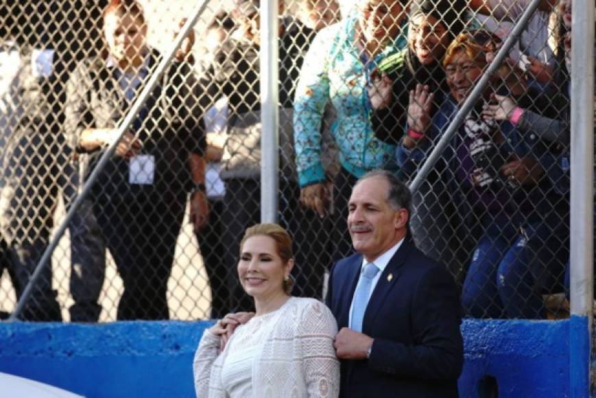 Nasry 'Tito'Asfura, alcalde de Tegucigalpa, en la toma de posesión de Juan Orlando Hernández en el Estadio Nacional.