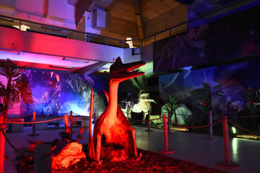 Visite Dinosaurios Recargados de lunes a domingo en Expocentro, siendo un panorama ideal para disfrutar en familia.