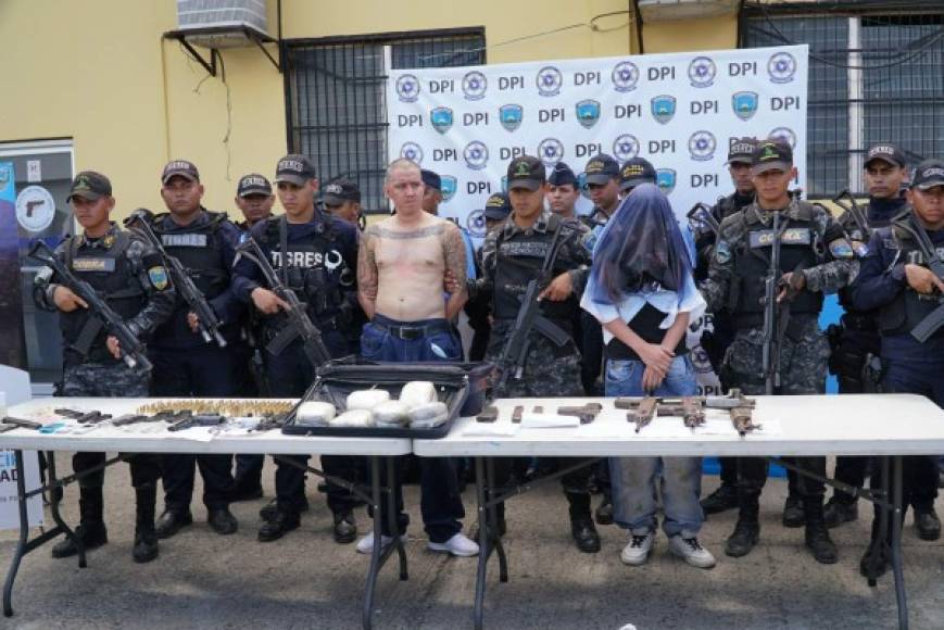 El detenido es Javier Aguiluz y era la persona que recolectaba el dinero de extorsión en todo el Valle de Sula.