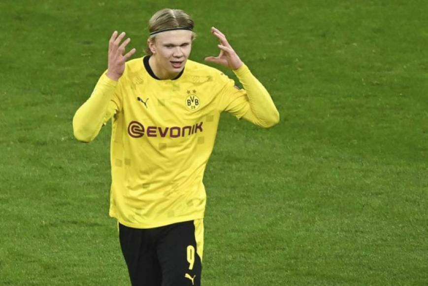 Erling Braut Haaland es el goleador del momento ya que con el Borussia Dortmund se ha encargado de brillar con sus anotaciones en cada partido. Foto AFP.